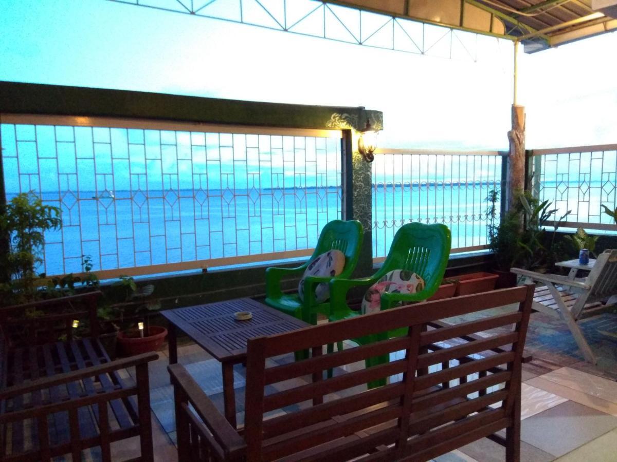 Sandakan Backpackers Hostel Esterno foto